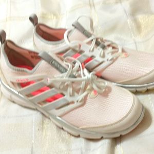 Ladies new climacool Adidas athletic shoes SZ 8 1/2 air vent on sides